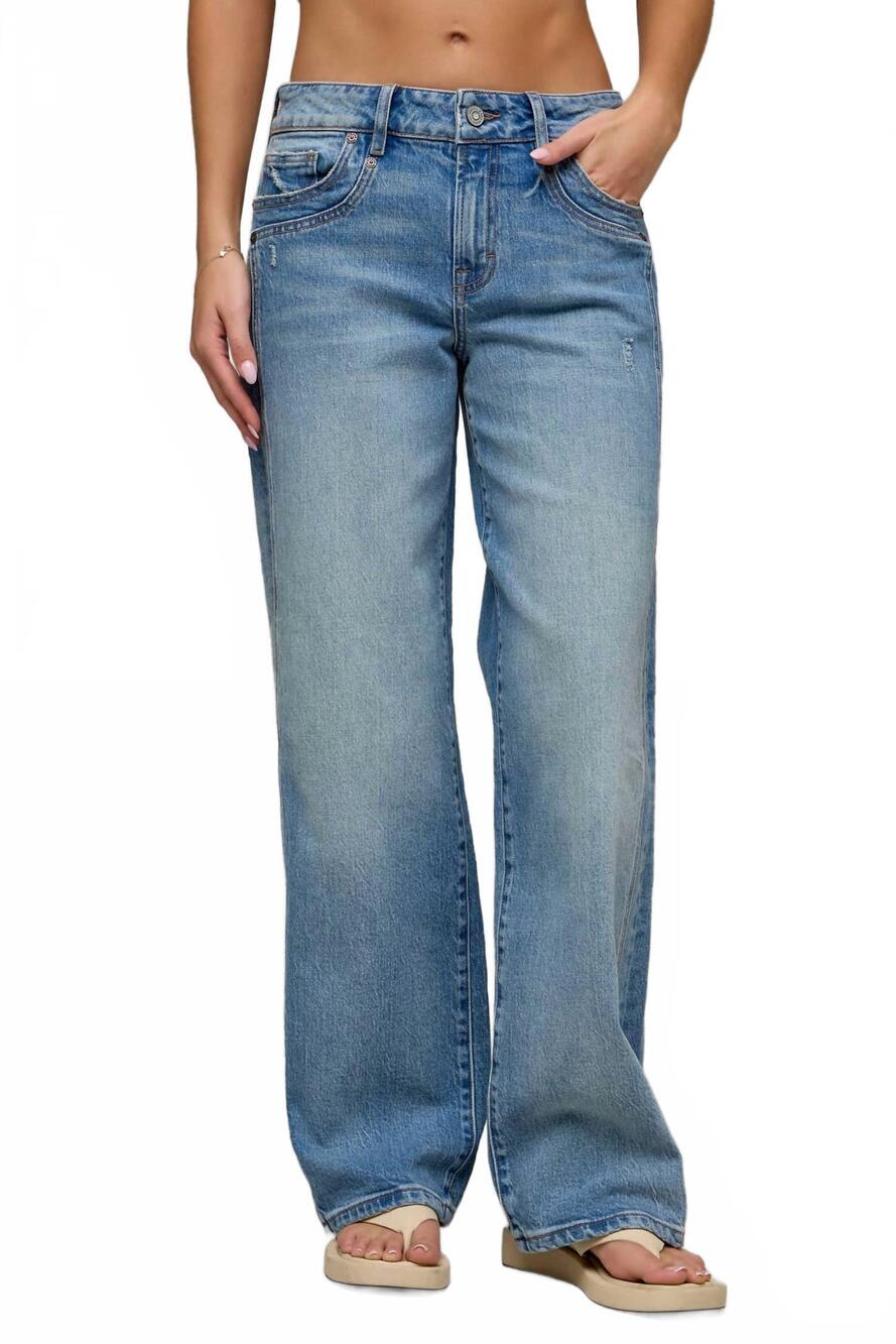 NEW HIDDEN high rise classic dad jeans in medium light wash